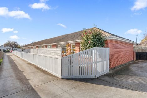 Photo of property in 5/28 Aikmans Road, Merivale, Christchurch, 8014