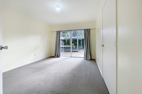 Photo of property in 27 Pooley Street, Pakuranga Heights, Auckland, 2010