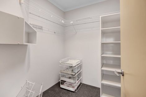 Photo of property in 21a Clemow Road, Fitzroy, New Plymouth, 4312