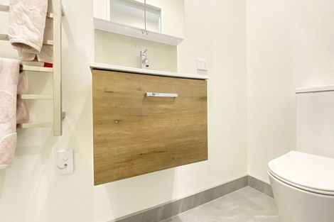 Photo of property in 3/327 Glengarry Road, Glen Eden, Auckland, 0602