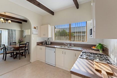 Photo of property in 4 Sunny Glen, Waikanae, 5036