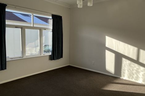 Photo of property in 124 Vigor Brown Street, Napier South, Napier, 4110