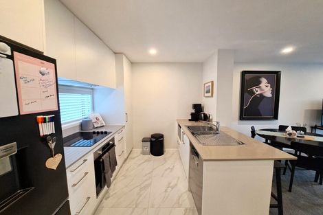 Photo of property in 20b Flaxdale Street, Birkdale, Auckland, 0626