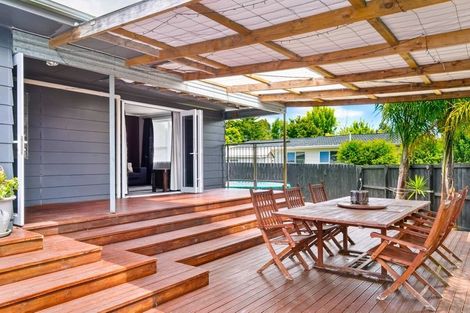 Photo of property in 48 Jillian Drive, Ranui, Auckland, 0612