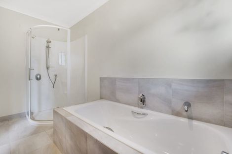 Photo of property in 5 Wairere Road, Torbay, Auckland, 0630