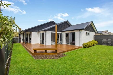 Photo of property in 19 Toscana Drive, Karaka, Papakura, 2113