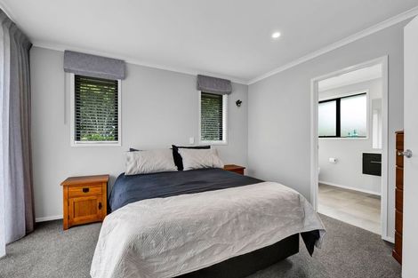 Photo of property in 34d Honeyfield Drive, Whalers Gate, New Plymouth, 4310