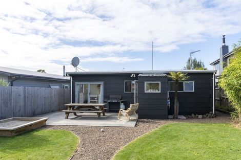 Photo of property in 7 Swindells Road, Waikuku Beach, 7473