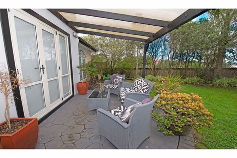 Photo of property in 3 Cognac Place, Henderson, Auckland, 0612