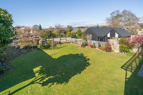 Photo of property in 51 Lincoln Terrace, Hokowhitu, Palmerston North, 4410