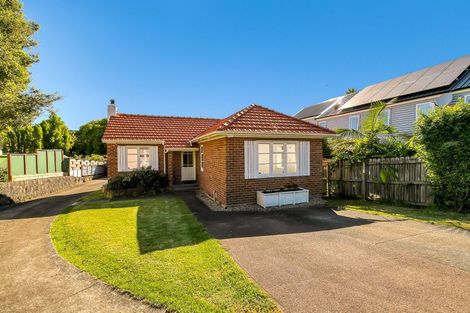 Photo of property in 63 Kiwi Road, Point Chevalier, Auckland, 1022