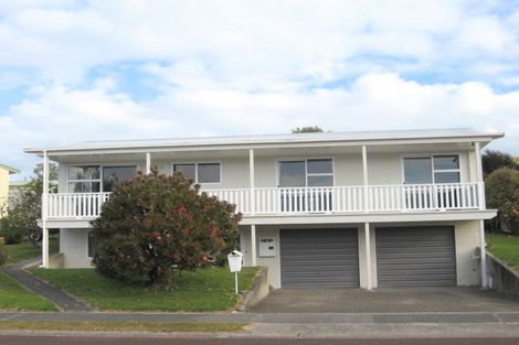 Photo of property in 21 Cory Wright Drive, Tairua, 3508