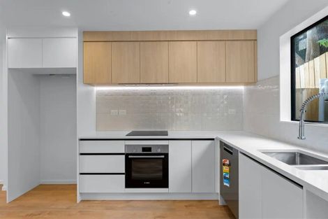 Photo of property in 19d Vida Place, Howick, Auckland, 2014