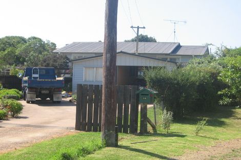 Photo of property in 16 Nikau Road, Oneroa, Waiheke Island, 1081
