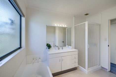 Photo of property in 3 Alderney Way, Taradale, Napier, 4112