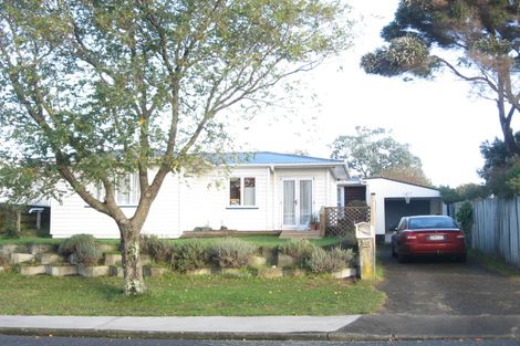 Photo of property in 113 Alexander Road, Raumati Beach, Paraparaumu, 5032