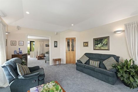 Photo of property in 13 Claremont Rise, Levin, 5510