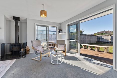 Photo of property in 6 Austin Reid Avenue, Carterton, 5713