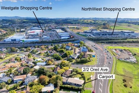 Photo of property in 2/2 Oreil Avenue, West Harbour, Auckland, 0618