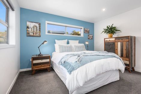 Photo of property in 130 Navigation Drive, Whitby, Porirua, 5024