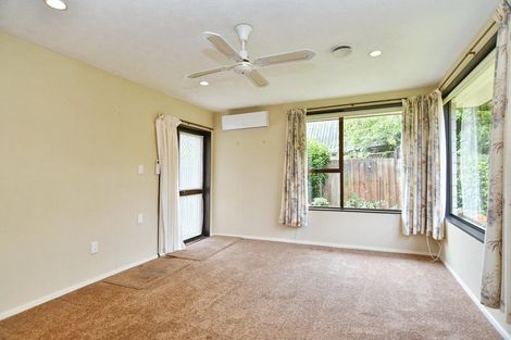 Photo of property in 2/39 Marlene Street, Casebrook, Christchurch, 8051