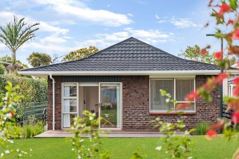 Photo of property in 14a Garland Road, Greenlane, Auckland, 1061