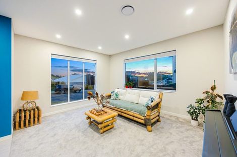 Photo of property in 138 Godfrey Drive, Orewa, 0931