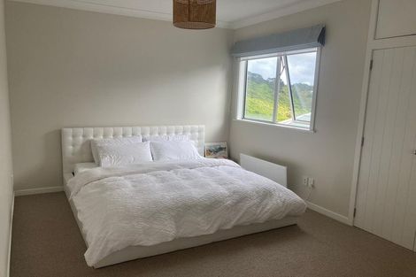 Photo of property in 90 Karepa Street, Brooklyn, Wellington, 6021