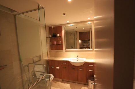 Photo of property in The Metropolis Apartments, 2710/1 Courthouse Lane, Auckland Central, Auckland, 1010