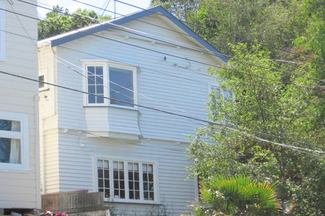 Photo of property in 66 Rolleston Street, Mount Cook, Wellington, 6021