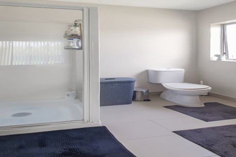 Photo of property in 18 Popokatea Drive, Takanini, 2112