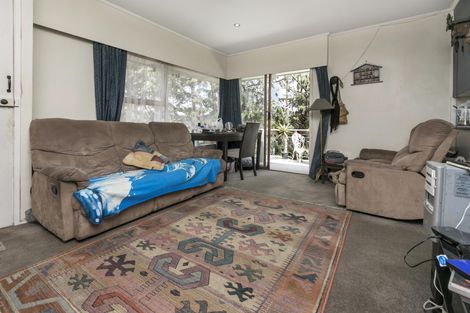 Photo of property in 1/75 Sabulite Road, Kelston, Auckland, 0602
