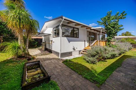 Photo of property in 2/8 Alpha Street, Papakura, 2110