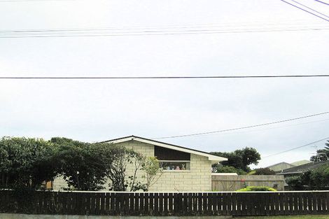 Photo of property in 72b Seaview Road, Paraparaumu Beach, Paraparaumu, 5032