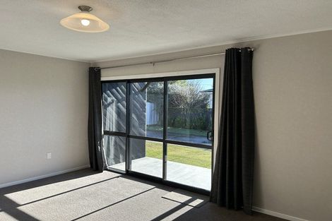 Photo of property in 61a Park Street, Winton, 9720