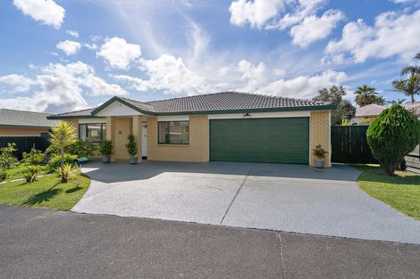 Photo of property in 42 Bellville Drive, Clendon Park, Auckland, 2103