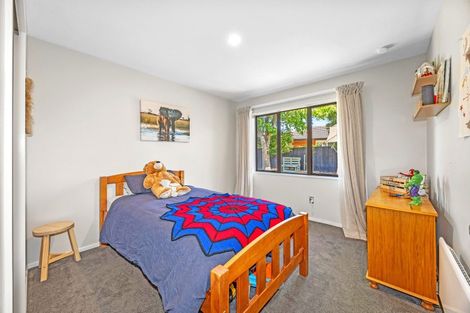 Photo of property in 11 Giles Place, Shirley, Christchurch, 8061