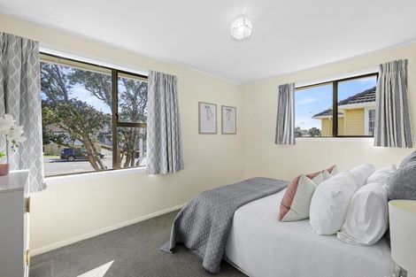 Photo of property in 111 Moorefield Road, Johnsonville, Wellington, 6037