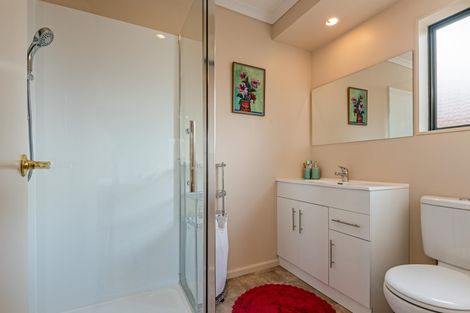 Photo of property in 7 Strachan Way, Highbury, Palmerston North, 4412