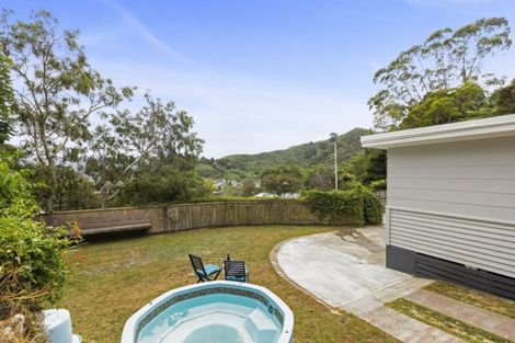 Photo of property in 11 Reuben Grove, Naenae, Lower Hutt, 5011