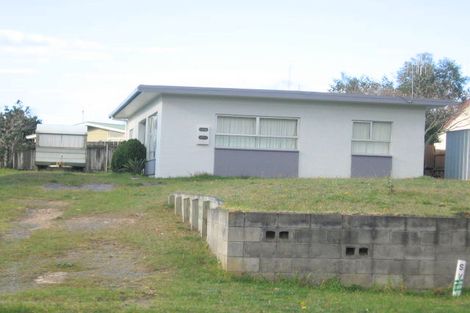 Photo of property in 508 Linton Crescent, Whangamata, 3620