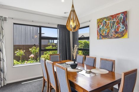 Photo of property in 19 Taranui Way, Paraparaumu Beach, Paraparaumu, 5032