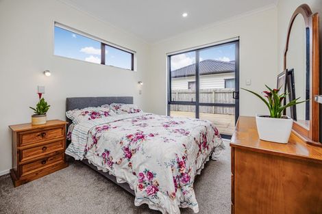 Photo of property in 12 Millfield Lane, Papakura, 2110