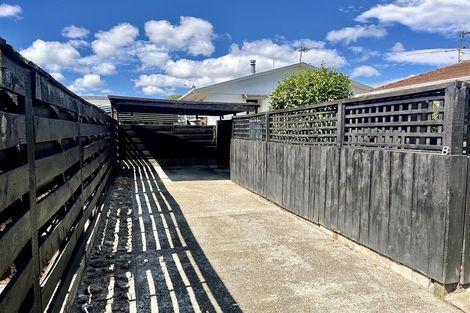 Photo of property in 9b Kansas Grove, Totara Park, Upper Hutt, 5018