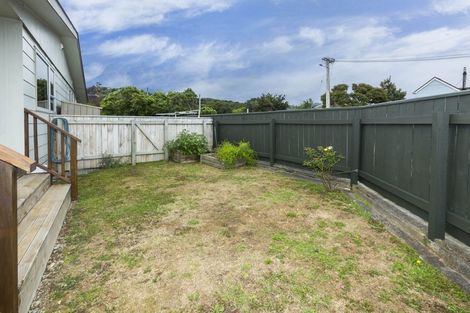 Photo of property in 1/7 Bathurst Street, Silverstream, Upper Hutt, 5019