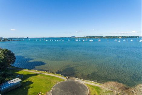 Photo of property in 16 Beach Grove, Omokoroa, 3114