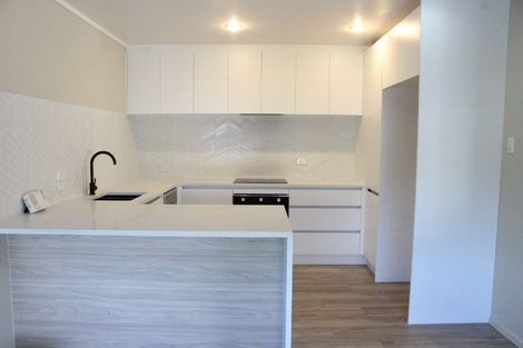 Photo of property in 28a Clovelly Road, Bucklands Beach, Auckland, 2012