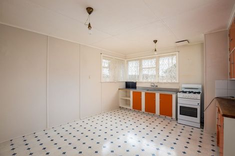 Photo of property in 75 Wrantage Street, Westown, New Plymouth, 4310