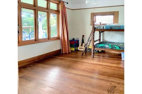 Photo of property in 1 Winslow Place, Levin, 5510