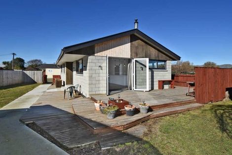 Photo of property in 72 Marlow Road, Aranui, Christchurch, 8061